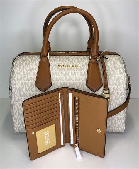 michael kors hayes duffle vanilla acorn|Michael Kors Hayes Vanilla Acorn Large Duffle Bag .